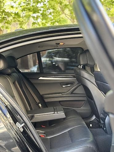 suru: BMW 528: 2 l | 2013 il Hetçbek — 5