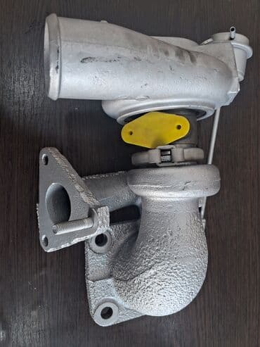Turbo və turbonun kartricləri: Turbo ve turbonun katrici Ford Tranzid 2.4 turbo ve katrici var 1