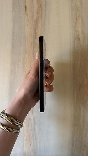 IPhone 15, 128 GB, Qara, Face ID — 2