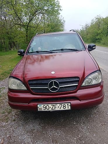 vito disk: - Növ: SUV, 5 qapı - Korpus rəngi: tünd qırmızı/bordo - Salon: açıq — 5