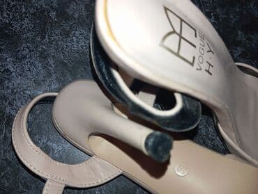 детские кожаные туфли: Туфли, Размер: 38, цвет - Бежевый, Б/у — 7