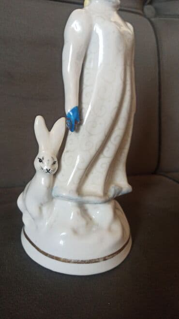 kohnə xalca alıram: Редкий старини Бакинский статуетка 1956 год без дифекта скитка есть — 33