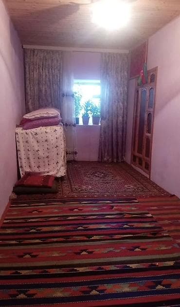 qaradağ rayonu sahil qəsəbəsi: Quba-Xınalıq kəndi: 4 otaqlı 200kv metr Təsvir: - Dağ mənzərəli, sakit — 4