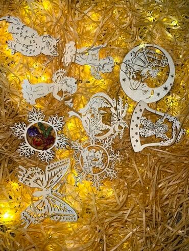 yolka ucuz: Made in Prague. Taxta Yeni il/Şaxta Baba mövzulu bəzək fiqurları - — 1