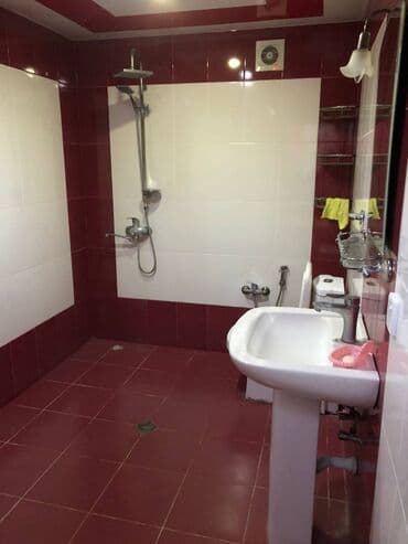 xalqlar kirayə: Xalğlar metrosunun yaxınlığında 7 nömrəli poliklinikaya yaxın — 8