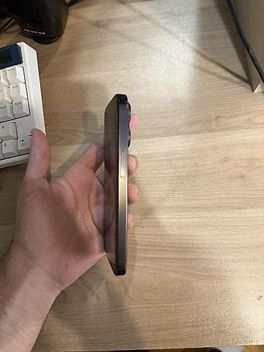 xaladelnik satilir: IPhone 15 Pro, 128 GB, Blue Titanium, Face ID — 5