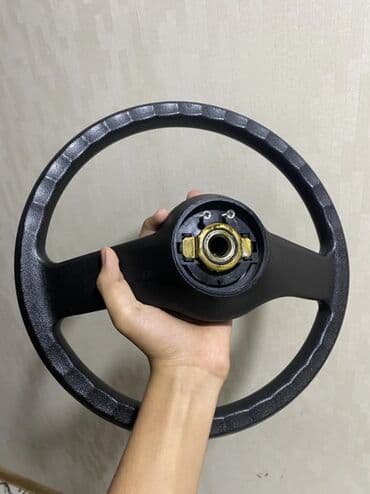 Filtrlər: Avtomobil sükanı – 3 şüalı, klassik dizayn - Material: möhkəm — 1