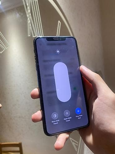 iphone 8s plus: IPhone 11 Pro Max, 256 GB, Space Gray, Face ID, Simsiz şarj — 5