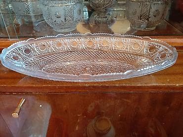 ag yolka: Sovetin 2 eded boyuk lodkasi.iwledilmeyib.tep-tezedi. plasmasdi.Iran — 1