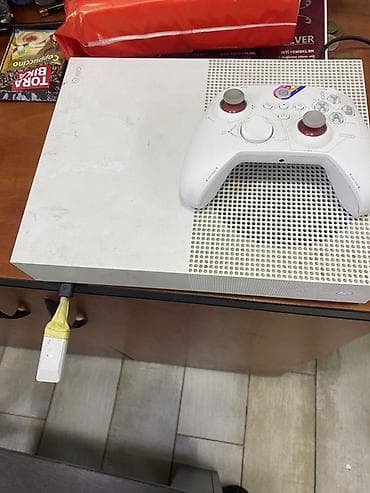 xbox one oyun: Xbox One S oyun konsolu - Rəng: Ağ - Model: Xbox One S (üst paneldə — 1