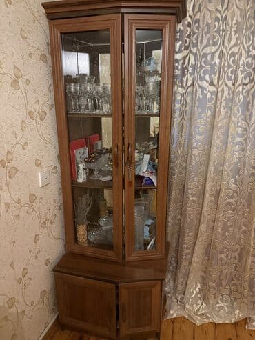 İşlənmiş, Düz dolab, Servant