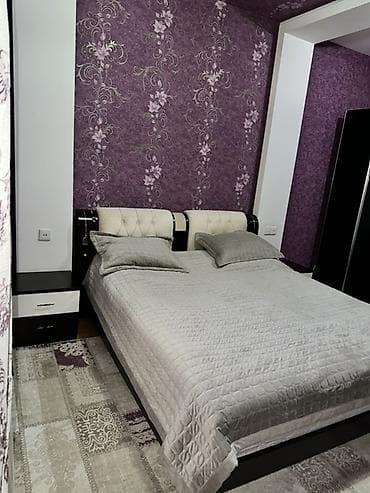 Yataq otağı mebel dəsti Tərkibi: - İki nəfərlik geniş çarpayı: yastı
