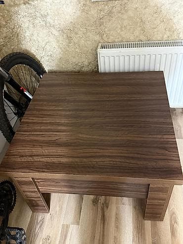 RufaTransformer Masa. 60man. Yaxsi veziyyetdedi.Acilir Yeke masa