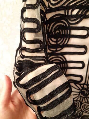 qısa donlar: Islemeli Don bej qara naxislarla Oldu S Alinib 90azn Satilir 25azn — 3