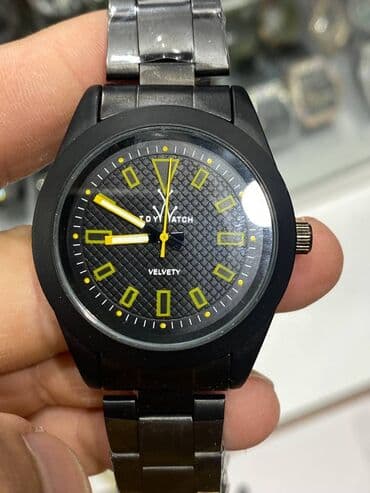 almaniyada saat neçədir: Yeni, Qol saatı, rəng - Qara — 9