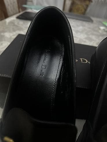 the purest solutions qiyməti: Massimo Dutti - qadın ayaqqabısı (Ölçü 38) Qiymət: 160 azn Təbbi — 6