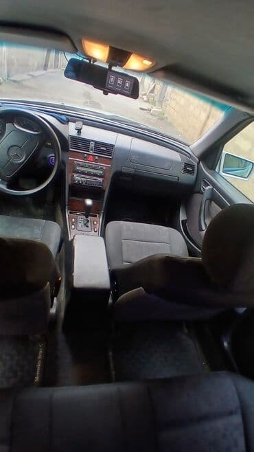 mercedes benz 1992 e200: Ela veziyyetde — 3