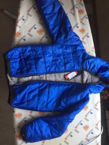 oglan usagi ucun kurtkalar: 2-4 yashli uwaga kurtka teze 10 manat — 2