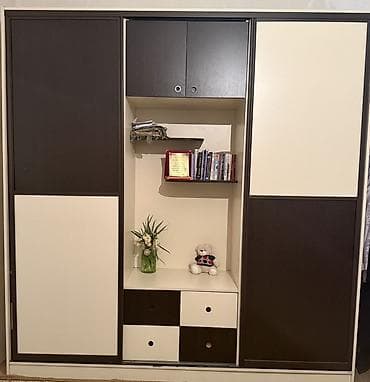 acıq dolab: Oğlan və qız üçün — 1