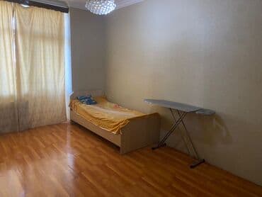 7 mikrorayon: Salam Oglan otaq yoldasi axtarilir ev mermar ecemide yerlesir evin her — 2