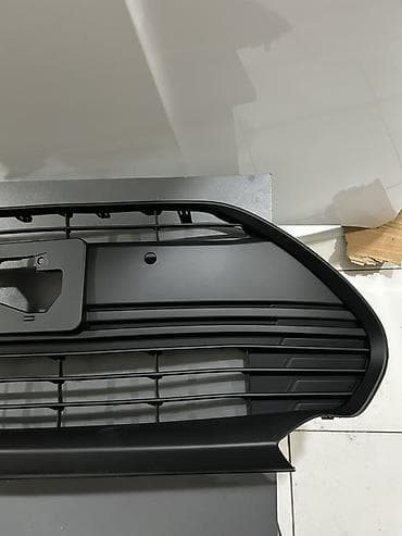 bufer niva: Ön, Toyota Fielder — 3