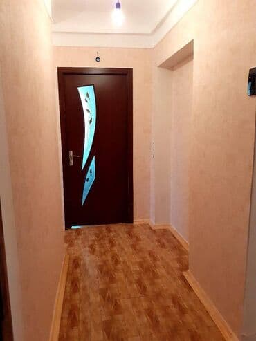 razinde 1 otaqli menzil: Bakı, 2 otaqlı, Köhnə tikili, m. Neftçilər, 40 kv. m — 8