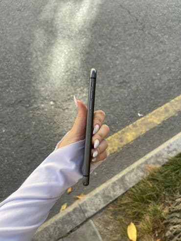 сколько стоит использованный айфон 11: IPhone 11, Black Titanium, Zəmanət — 5