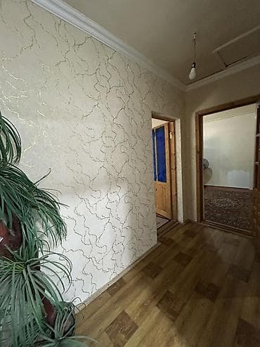 Həyət evləri və villalar: 2 otaqlı, 70 kv. m, Orta təmir — 5