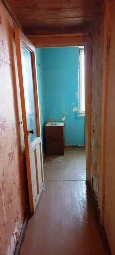 ipotekada olan evlerin satisi: Bakı, 1 otaqlı, Köhnə tikili, m. Qara Qarayev, 35 kv. m — 7