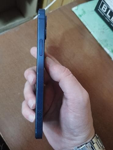 TV və video: IPhone 12, Mavi — 5