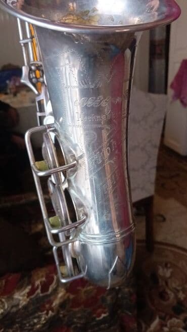 saz musiqi aləti: Salam, 1960 ci ilin saksafonu satılır. Nadir parcadır dəyərin bilən — 1