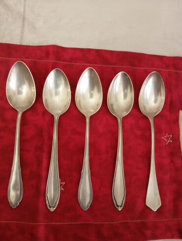 5 ədəd iri masa qaşığı dəsti - Material: metal (gümüşü rəng, klassik