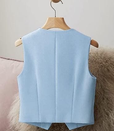 muncuqdan canta: Açıq mavi rəngdə klassik qadın jileti 20 azna alınıb istəyənə ətraflı — 2