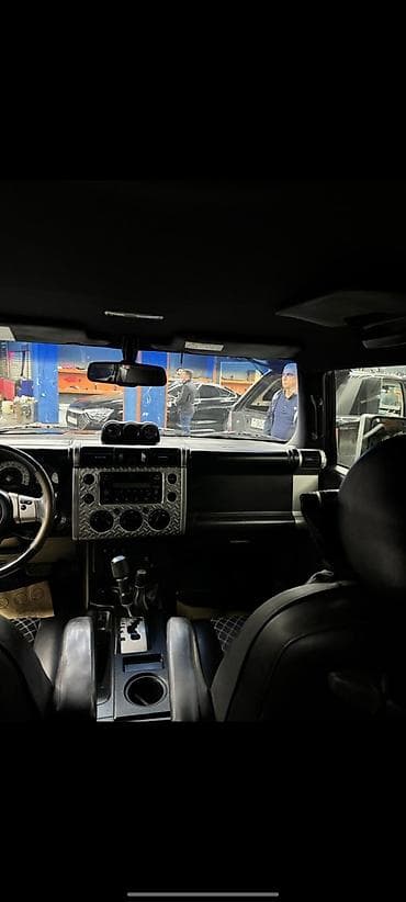 Avtomobil satışı: Toyota FJ Cruiser: 4 l | 2013 il Ofrouder/SUV — 9