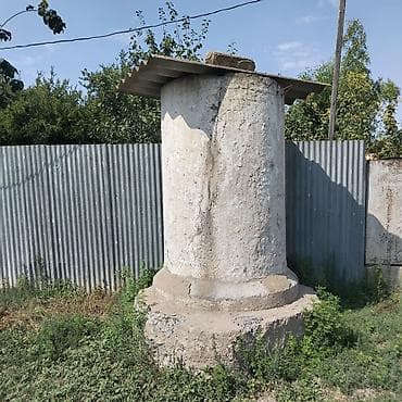 luc saatları: Su çəni daşdandır quyu kimidə istifadə etmək olar 2 ton su tutumu var — 2