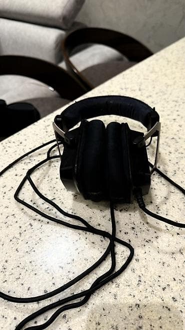 razer qulaqlıq: Yastı dizayna malik simli qulaqcıq - Növ: simli over‑ear qulaqcıq - — 3
