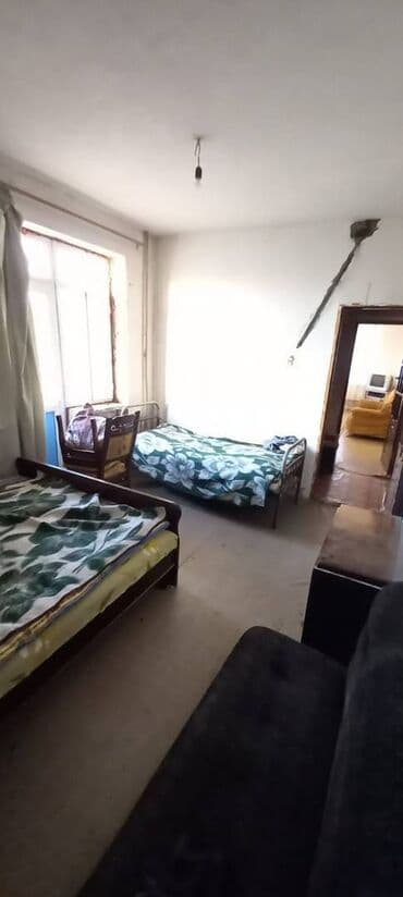 bina az kiraye evler 9 mkr: Bakı, Qaraçuxur qəs., 2 otaqlı, Köhnə tikili, 55 kv. m — 4