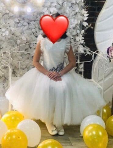 don şekilleri: Monnalisa firmasınındı, 9 yaş üçündü. Bir dəfə geyinilib, demək olar — 1