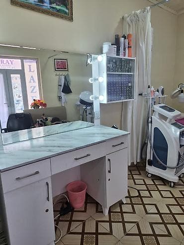 Salon guzgusu 170 azn satilir‼️unvan bine yl6016 sekine lalafo.az -da Salon guzgusu 170 azn satilir‼️unvan bine yl6016 sekine