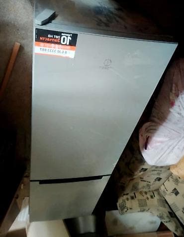 Yeni 2 qapılı Indesit Soyuducu Satılır, rəng - Gümüşü — 1