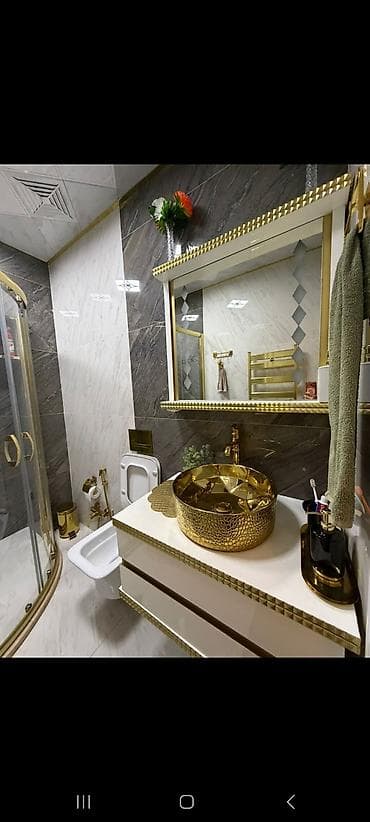 hamam dolapları: Qızılı dekorlu hamam mebeli dəsti satılır, baha alınıb, az işlənib,heç — 2