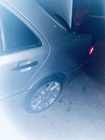 dordgoz mercedes: Salam alekum dısk satılır amg diskdi en coxda 190 da sevilen diskdi 10 — 1