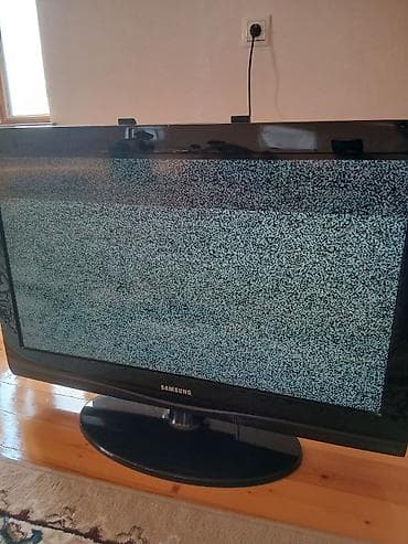 ps3 oyun disk: İşlənmiş Televizor Samsung LCD 32" Ünvandan götürmə — 1