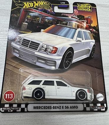 Hot Wheels Premium – Mercedes-Benz E 36 AMG (Boulevard seriyası) lalafo.az -da Hot Wheels Premium – Mercedes-Benz E 36 AMG (Boulevard seriyası)