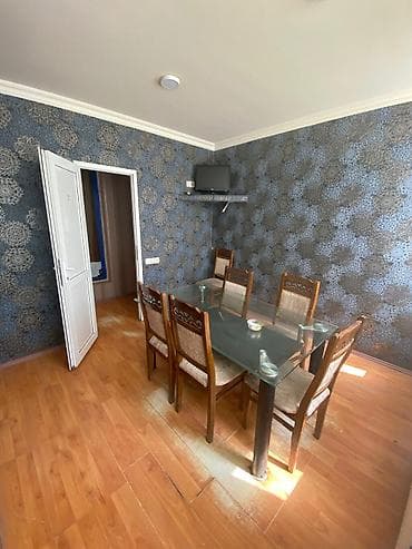 vitrin bar: “Şeş Beş Pub” – rahat məkan Təsvir: - Şəhər küçə vitrinli giriş, iri — 9