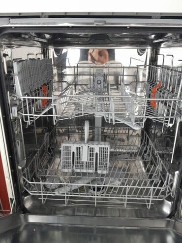 hotpoint ariston qabyuyan: Qabyuyan maşın Hotpoint-Ariston, Tam qabaritli (60 sm.), Ayrıca dayanan — 2