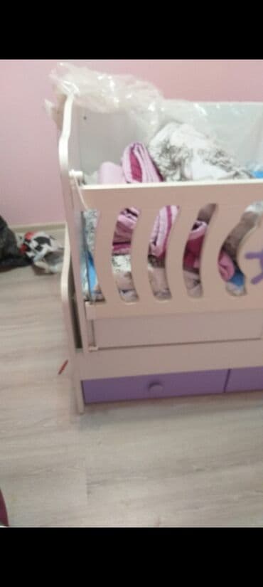 oğlan tortu: Oğlan və qız üçün, Dördbucaq, Beşik, Dəst ilə, Matrassız, Yellənmə mexanizmsiz — 3