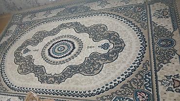 Məhsul: Xalça – “Ağ Şəhər” seriyası - Dizayn: Klassik oriental