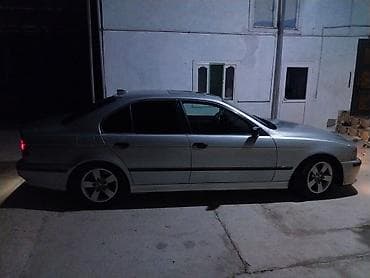audi a6 c5: BMW 5 series: 2.5 l | 1996 il Sedan — 8