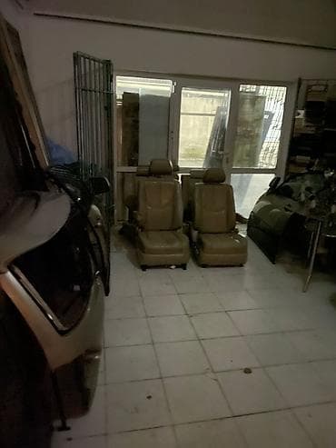 cruz led stop: Sol ön, Lexus 300 — 6